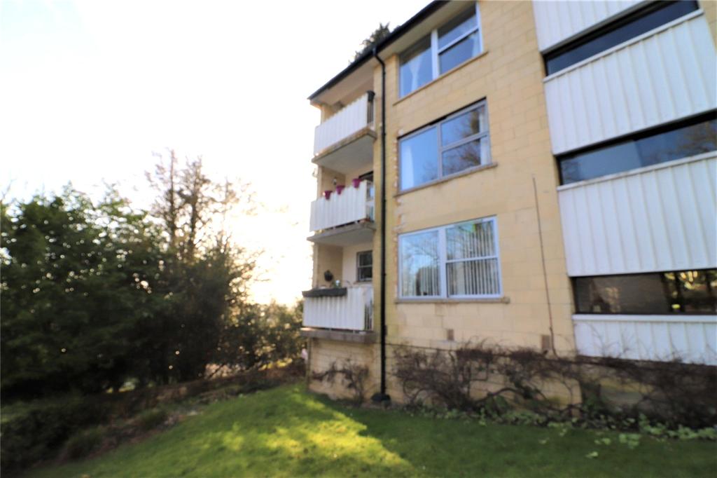 Hockley Court, Weston Park West, Upper Weston, Bath, BA1 2 bed