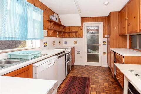 7 Balcomie Road, Kirkcaldy, KY2 6JB