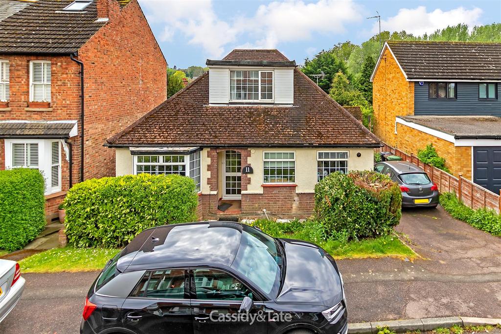 Batford Road, Harpenden 3 bed detached house £545,000
