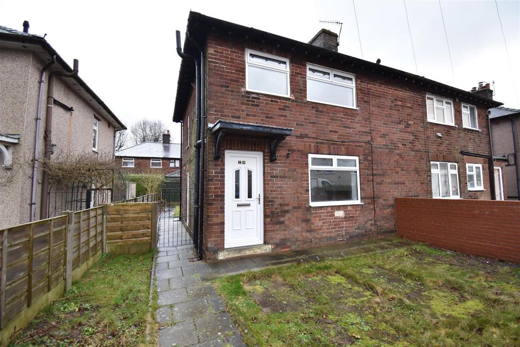 Sherwood Road, Buxton 3 bed semidetached house for sale £180,000