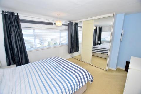 33 Buckingham Rise, Coventry, CV5 9HF