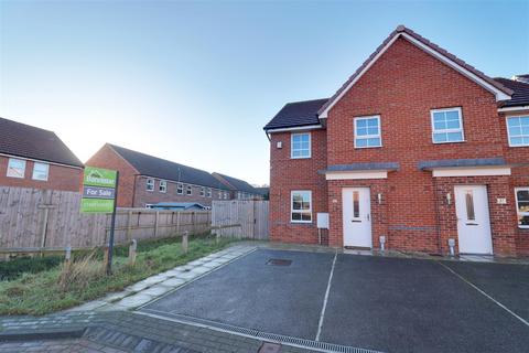 35 Petfield Drive, Anlaby, Hull, HU10 7ES