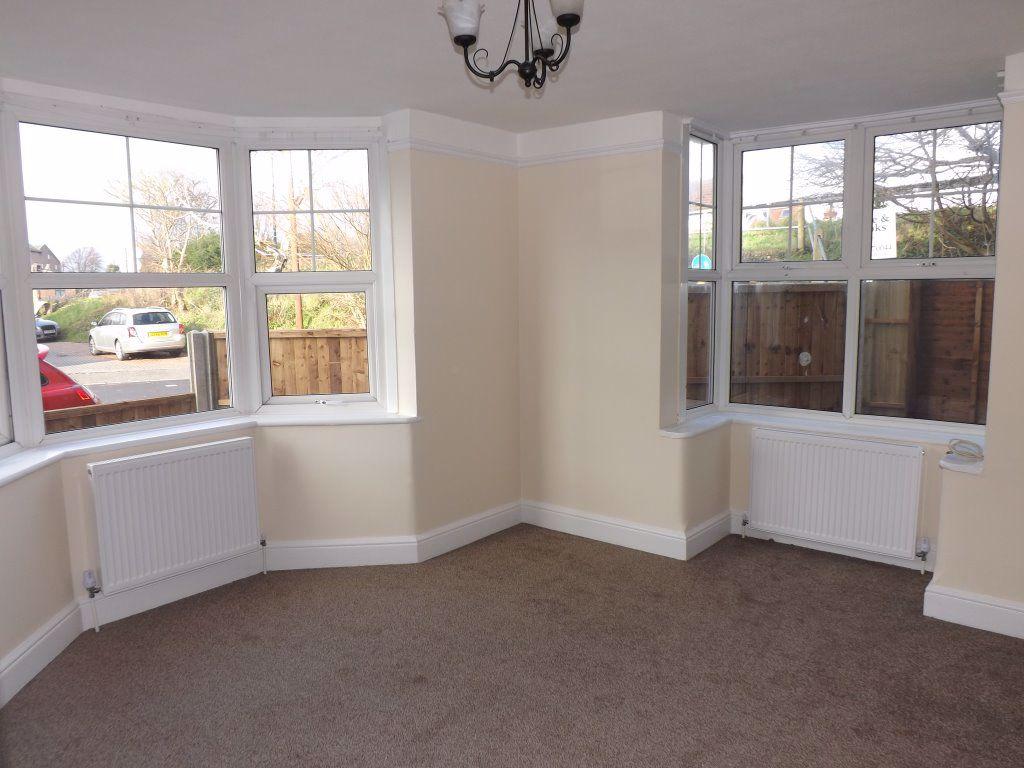 Gordon Avenue, Bognor Regis 2 bed flat £1,075 pcm (£248 pw)