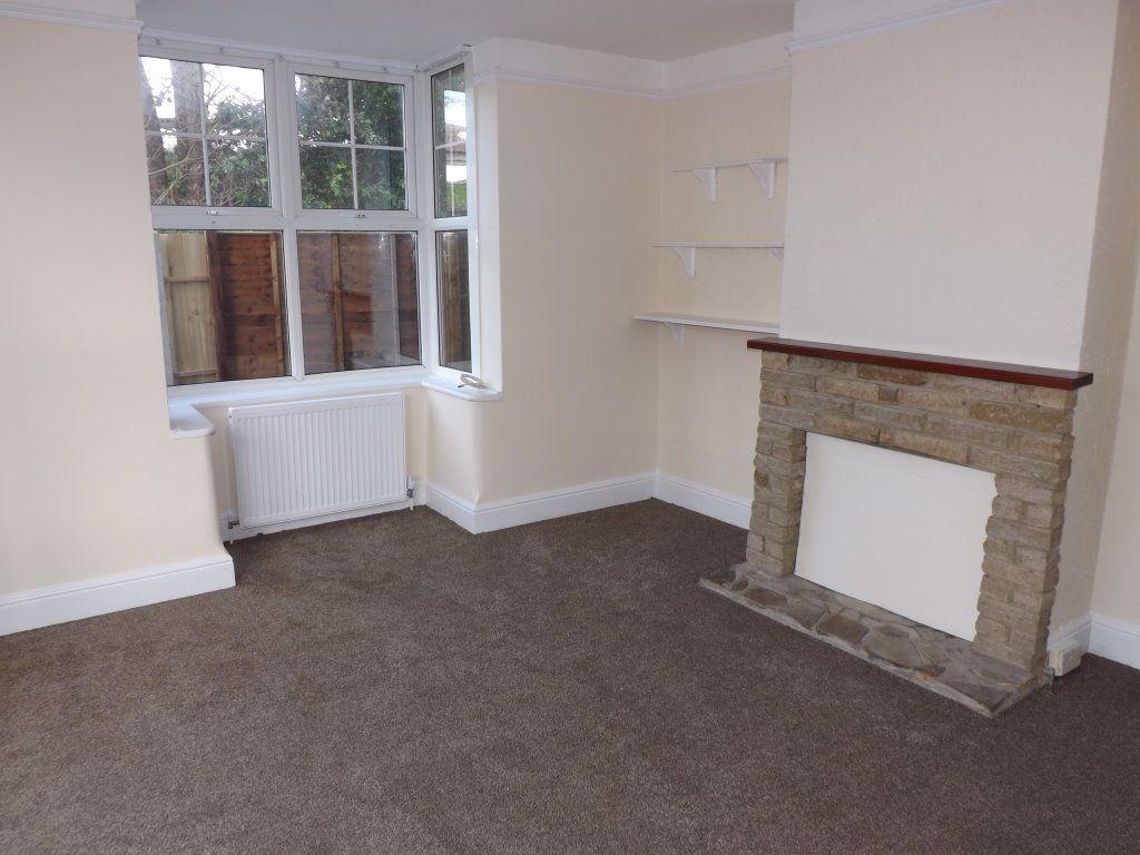 Gordon Avenue, Bognor Regis 2 bed flat £1,075 pcm (£248 pw)