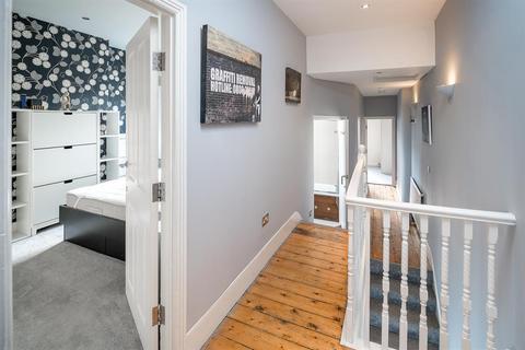 2 bedroom flat to rent - Gloucester Road, London, N17