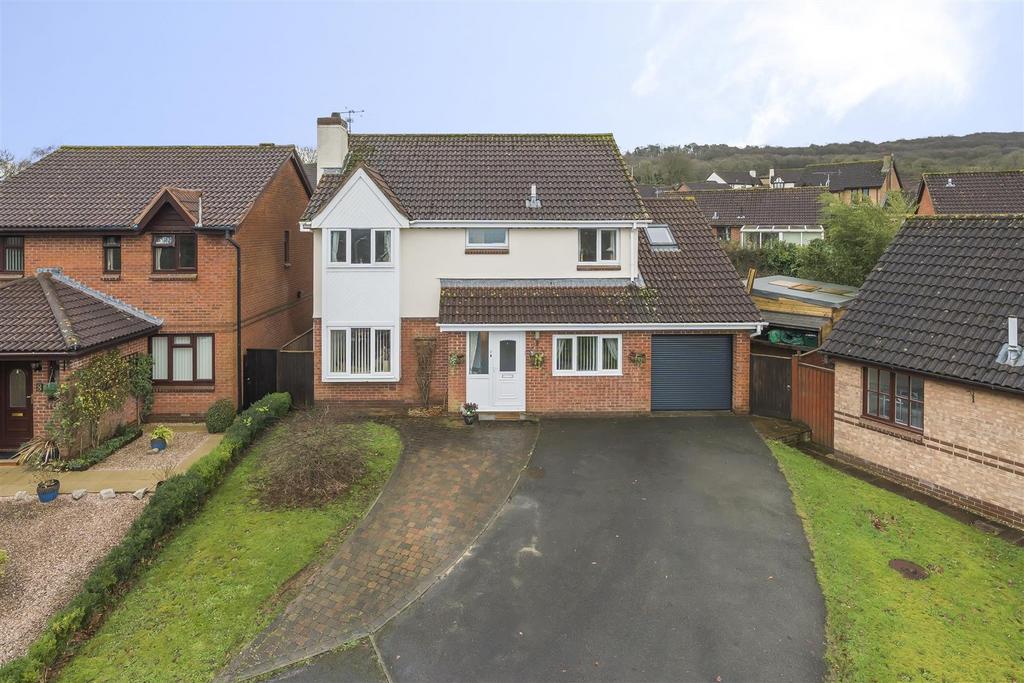 Ferndale Close, Honiton 5 bed detached house for sale £550,000