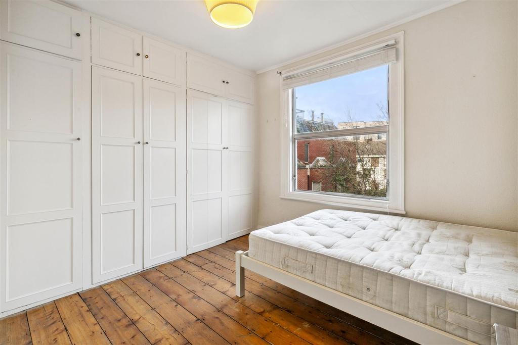 49 D Gresham Road-6.jpg