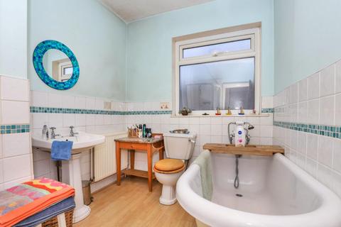44 Linburn Road, Sheffield, S8 0GS