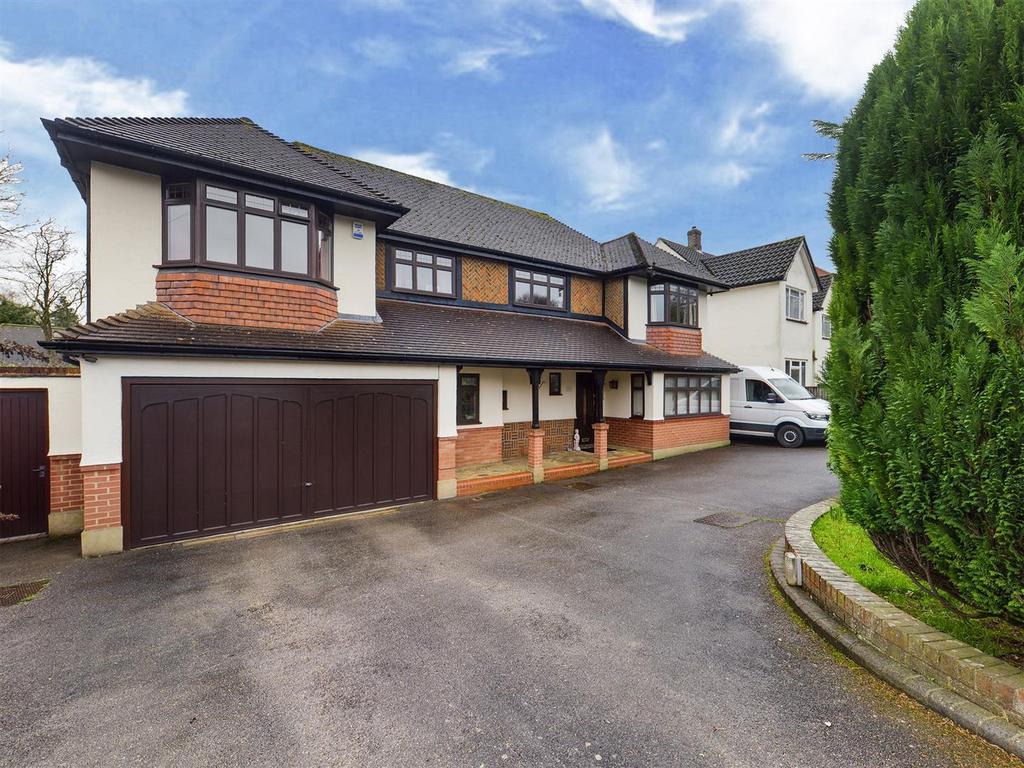 Arkwright Road, Sanderstead, 5 bed detached house for sale - £1,250,000