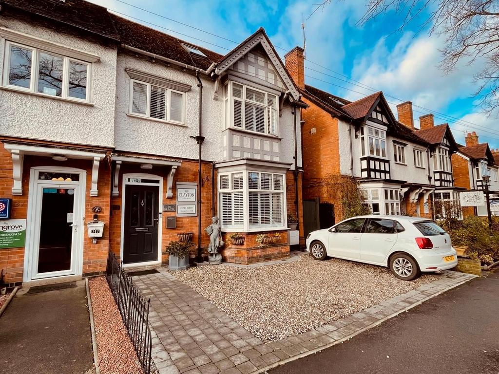 Grove Road, StratforduponAvon 7 bed house £675,000