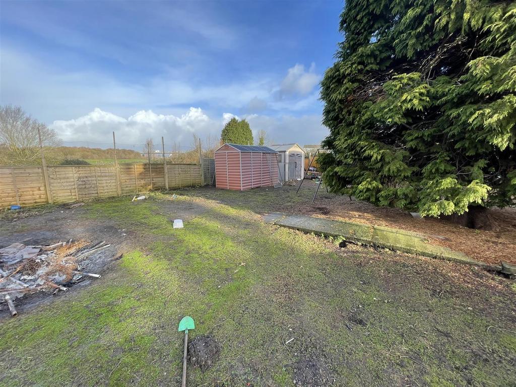 The Breaches, EastonInGordano 2 bed detached bungalow for sale £400,000