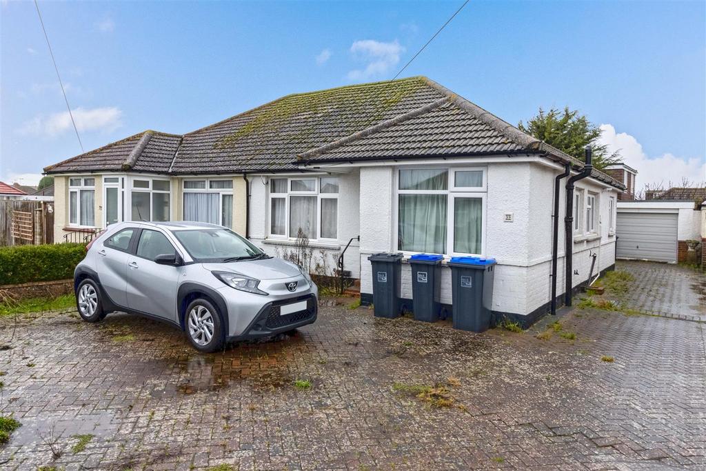 Elms Drive, Lancing 3 bed semidetached bungalow for sale £375,000