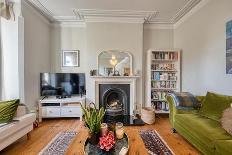 4 bedroom semi-detached house for sale - Criftin Road, Burton Joyce