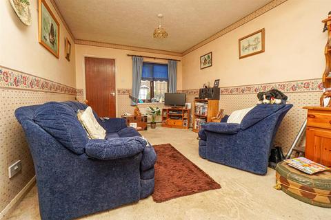 3 bedroom detached house for sale - Gleneagles Drive, St. Leonards-On-Sea