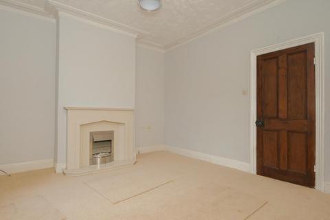 19 Back Lane, New Farnley, Leeds, LS12 5HN