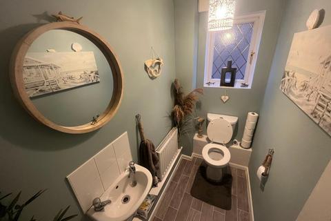 3 Daimler Close, Northampton, NN3 5JT