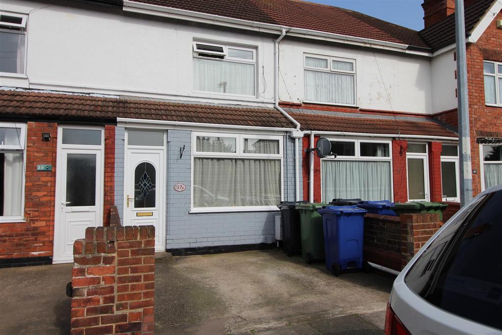 37 Fairview Avenue, Cleethorpes 2 bed terraced house £550 pcm (£127 pw)