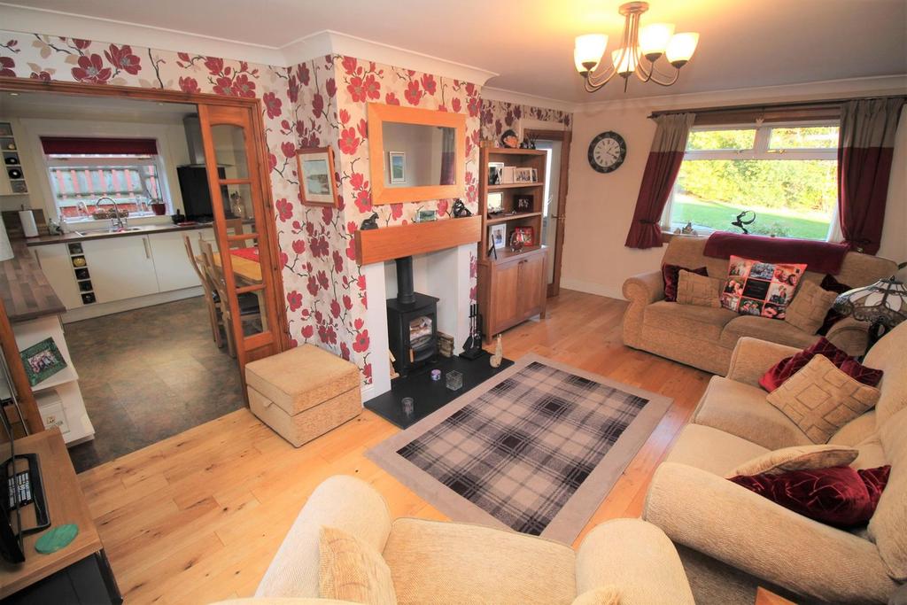 Darroch Drive, Gourock 3 bed semidetached house £152,500