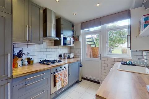 130 Godley Road, London, SW18 3HE