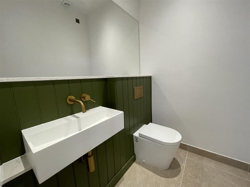 Ground floor WC