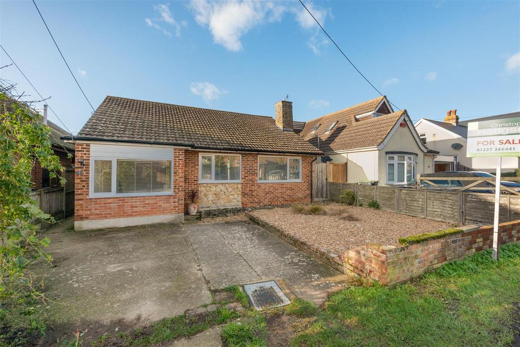 Hodgson Road, Seasalter, Whitstable 3 bed detached bungalow £585,000