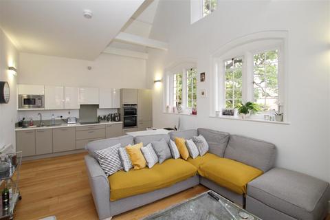 17, Tudor Court The Galleries, Warley, Brentwood, CM14 5FS