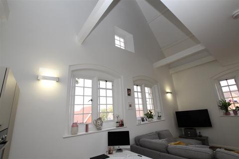 17, Tudor Court The Galleries, Warley, Brentwood, CM14 5FS