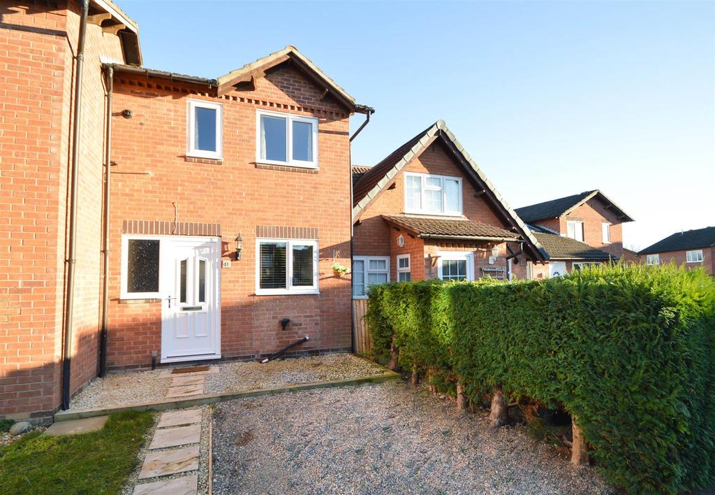 The Knolls, Gains Park, Shrewsbury 2 bed terraced house £180,000