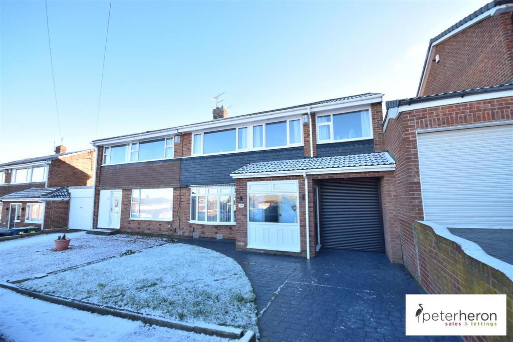 Brockenhurst Drive, Hastings Hill, Sunderland 4 bed semidetached house