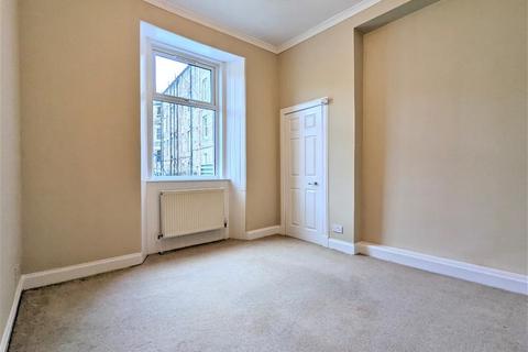 2 bedroom flat to rent, Shandon Place, Shandon, Edinburgh, EH11