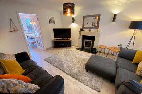 2 Highdown Close, Northampton, NN4 8JT