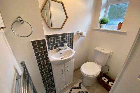 2 Highdown Close, Northampton, NN4 8JT