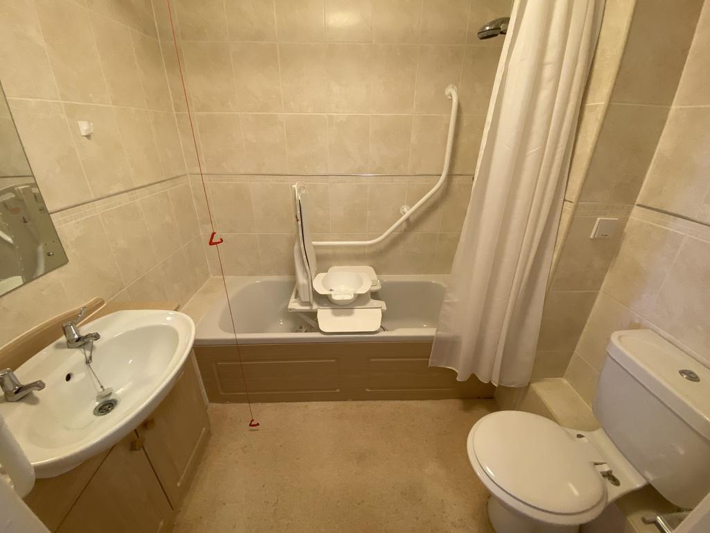 Photo 10