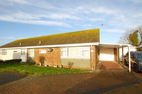 5 Beverley Gardens, Dymchurch, Romney Marsh, TN29 0UJ