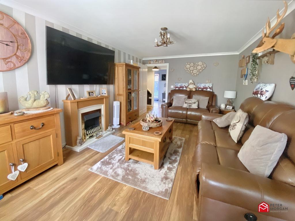 Tal Coed, Coity, Bridgend. CF35 6QA 3 bed detached house for sale £285,000