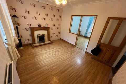 11 Howard Street, Tonypandy, CF40 2BP