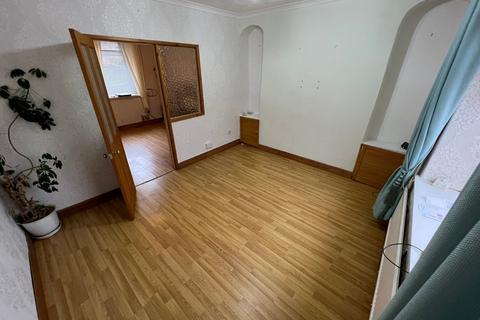 11 Howard Street, Tonypandy, CF40 2BP