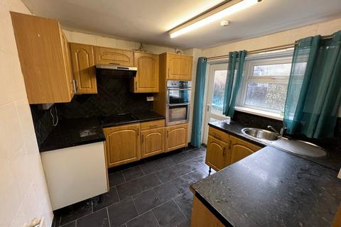 11 Howard Street, Tonypandy, CF40 2BP