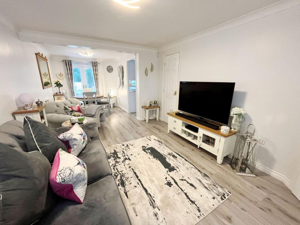 Lounge/dining room