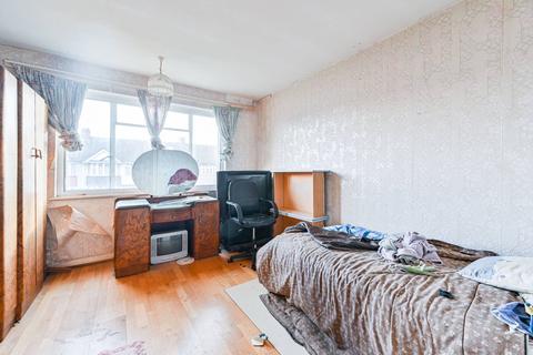 11a Mount Pleasant, Wembley, HA0 1TS