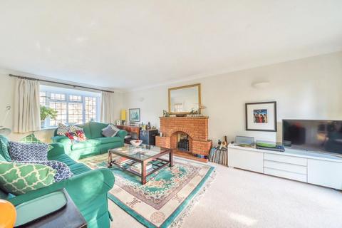 12 Deer Leap, Lightwater, GU18 5PF