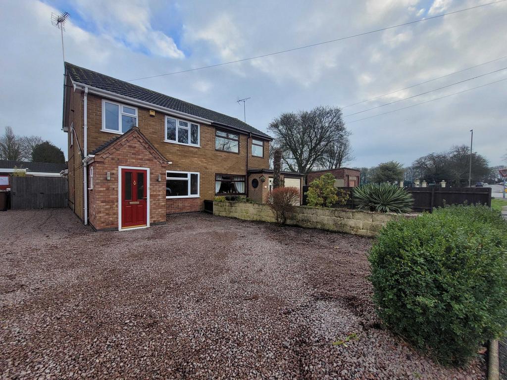 New Street, Church Gresley, DE11 3 bed semidetached house £225,000
