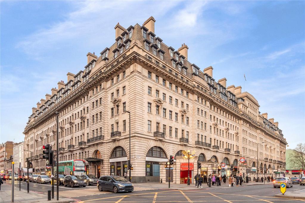 Chiltern Court, Baker Street, London 4 bed flat £5,500 pcm (£1,269 pw)