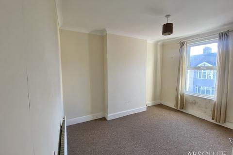 7 Derwent Road, Torquay, TQ1 3QL