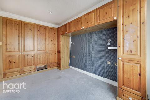 8 Branton Road, Greenhithe, DA9 9JU