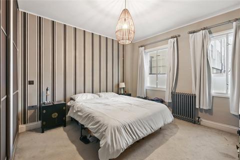 2 bedroom flat to rent, Farley Court, Allsop Place, Marylebone, London