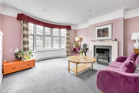 30 York Avenue, London, SW14 7LG