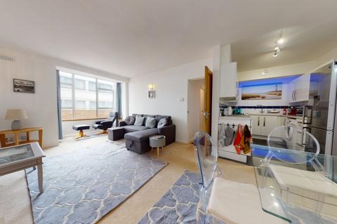 2 bedroom apartment to rent, Little Preston Street