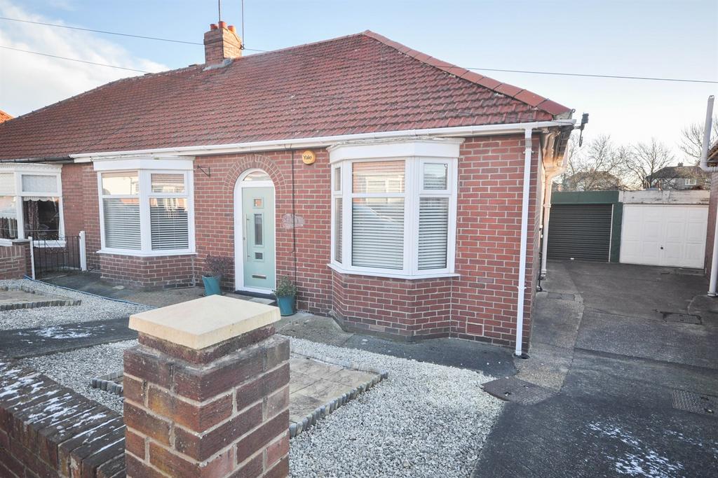 Chatsworth Crescent, Barnes 2 bed bungalow £225,000