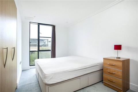 2 bedroom apartment for sale, Town Meadow, Brentford, TW8